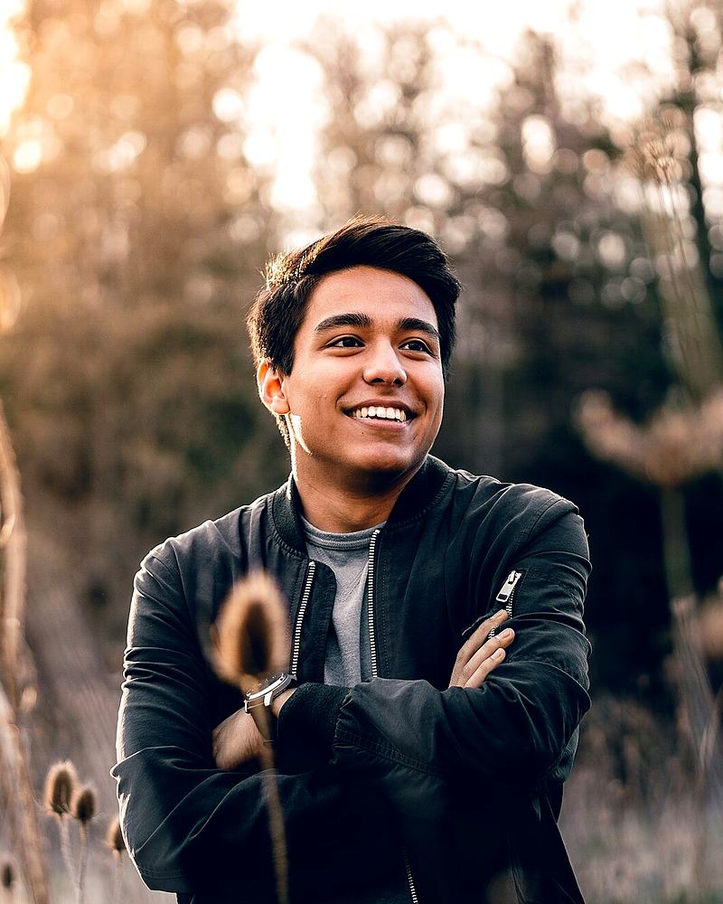 Reference frame: environmental portrait shot outdoors in low sun