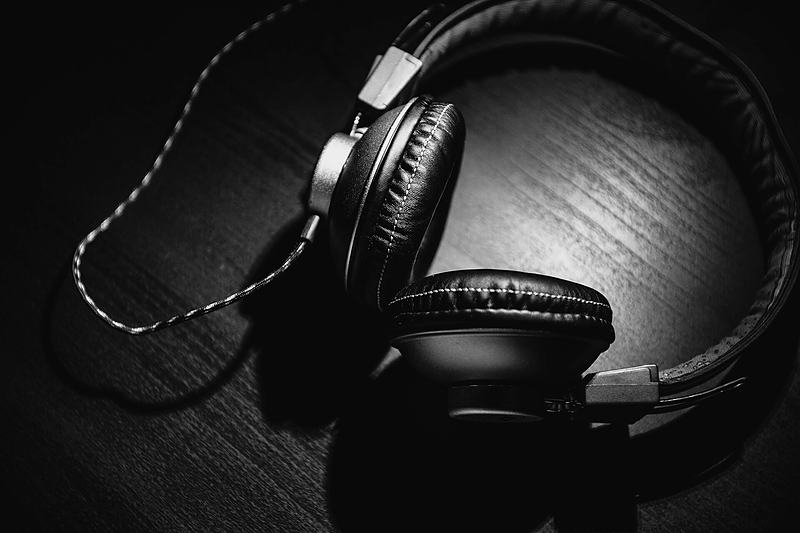 Reference frame: studio-lit headphones photographed low key
