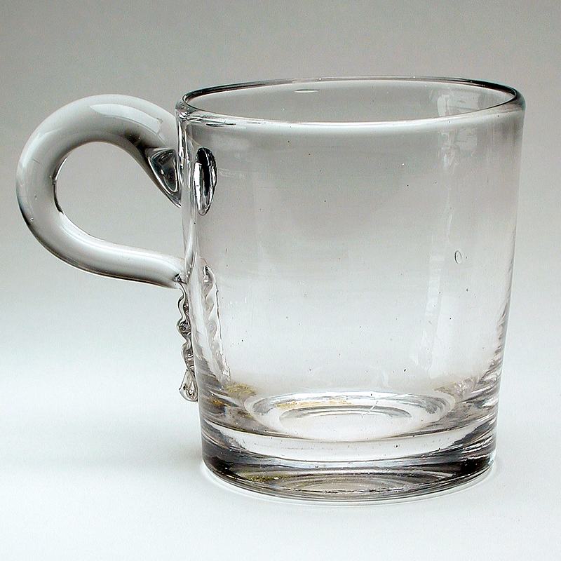 Reference frame: a glass mug photographed as a clean packshot on white